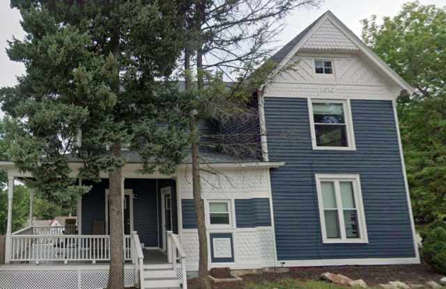 2 Bed Apartment Downtown Lafayette