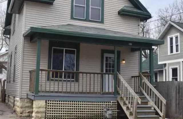843 Franklin Street