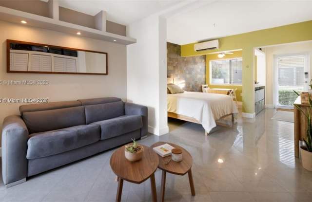 Photo of 626 Meridian Ave