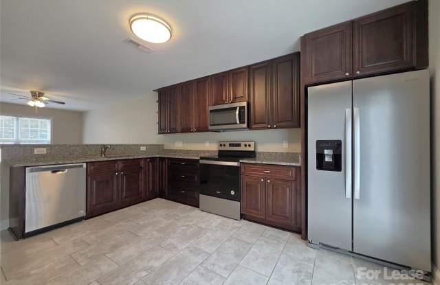 Photo of 420 Balfour Drive