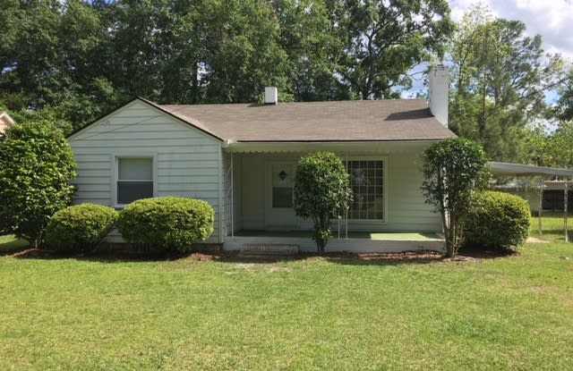 Check Out This 2 Bedroom/1 Bath Home