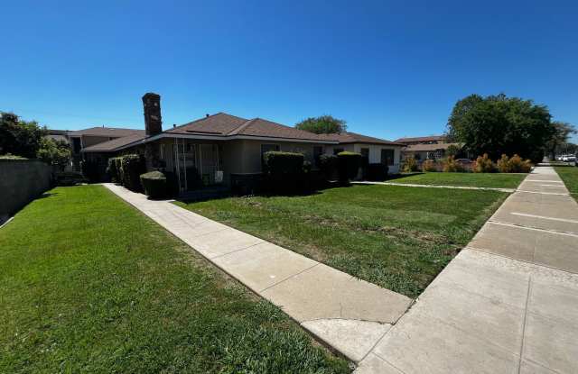 2 Bedroom 1 Bath Apartment for Rent in Arcadia with New Ductless A/C