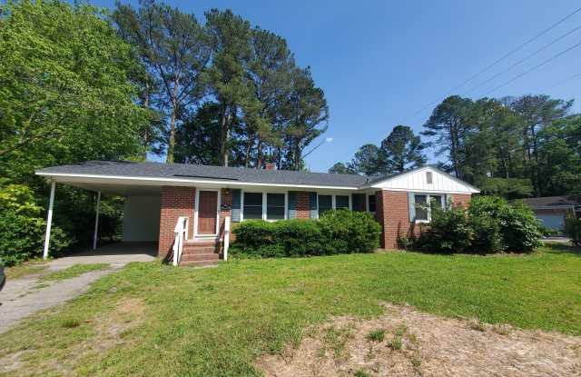 100 N Elm Street