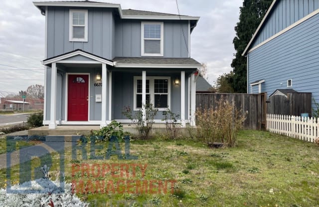 6637 SE 46th Ave - 6637 Southeast 46th Avenue, Portland, OR 97206