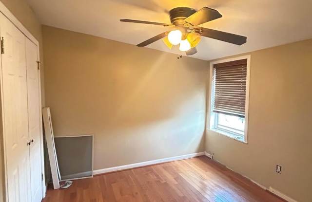 1808 VINEYARD STREET