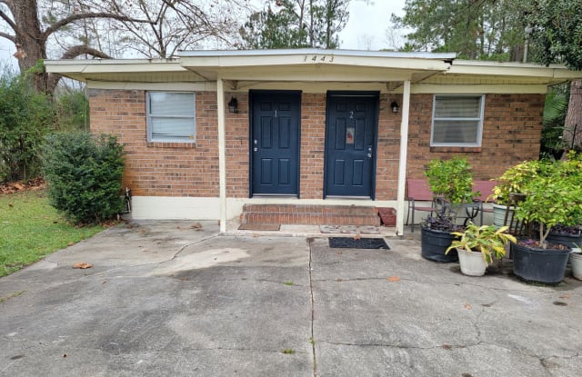 1443 WINNEBAGO AVE - 1443 Winnebago Avenue, Jacksonville, FL 32210