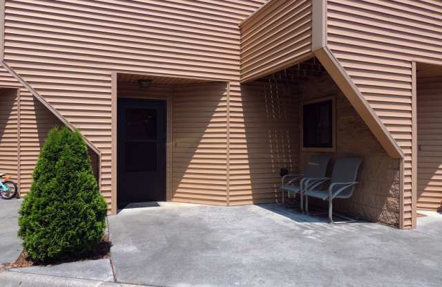 128 Olympia Dr.