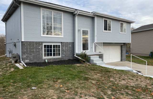 Beautiful Home in Bellevue for Rent!!!