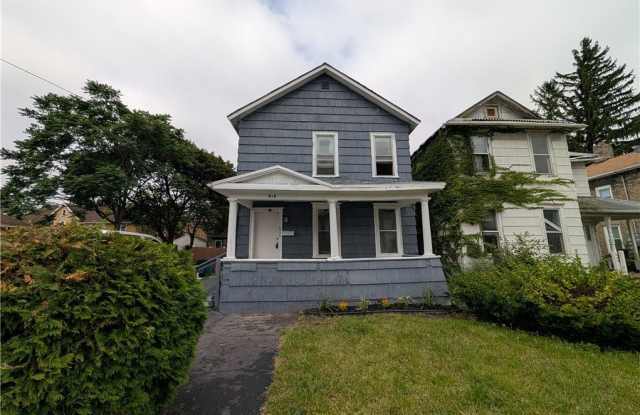 616 7th Ave (lower)