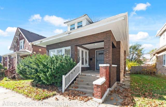 7754 S Clyde Ave - 7754 South Clyde Avenue, Chicago, IL 60649