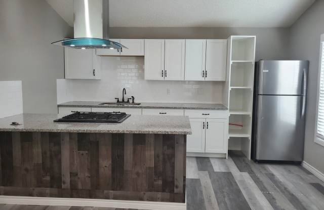 Photo of 1024 W Woodlawn unit: 7