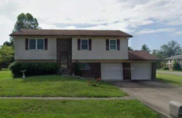 2800 Colonial Dr - 2800 Colonial Drive, Radcliff, KY 40160