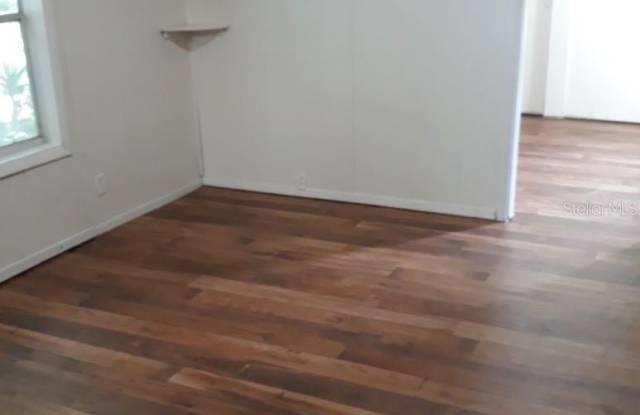 Photo of 403 WALNUT STREET