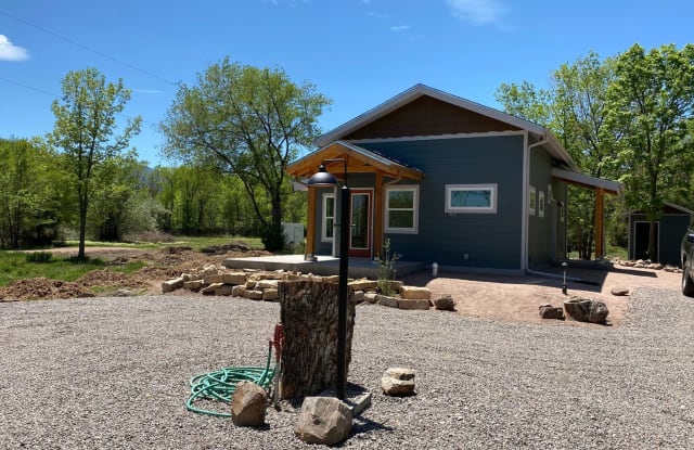 215 S Diamond - 215 South Diamond Avenue, Cañon City, CO 81212