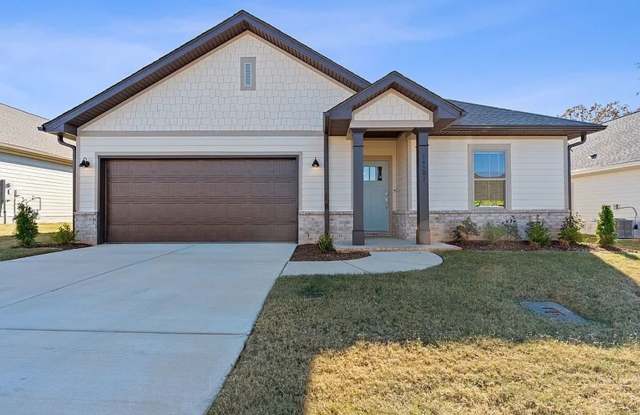 Spacious 4BR House in Athens