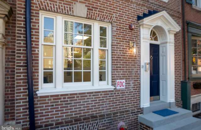 Photo of 1640 PINE Street