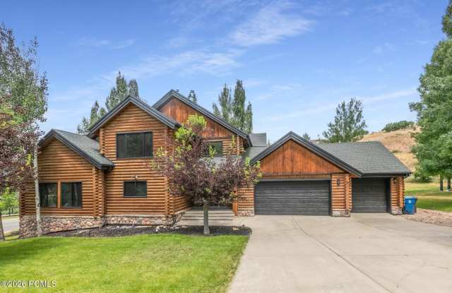 8766 N Daybreaker Drive