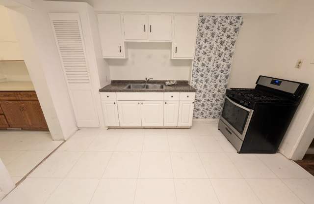 Photo of 551-549 Rutter Ave