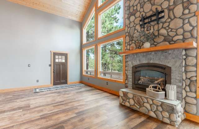 Photo of 117 Hummingbird Rd