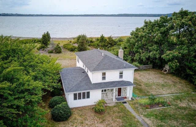 1226 Anthony Road - 1226 Anthony Road, Newport County, RI 02871