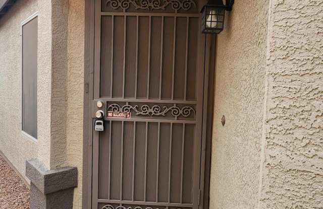 42539 W HILLMAN Drive