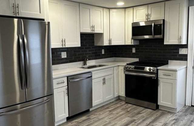 215 Belmont Ave unit: 1