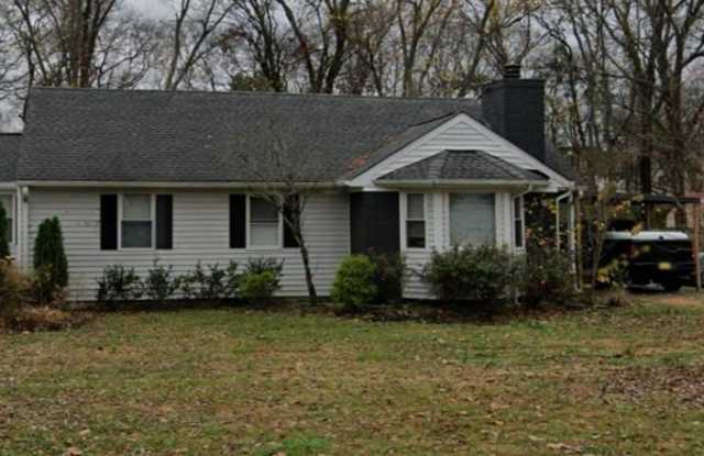 123 Sunnymeade Dr