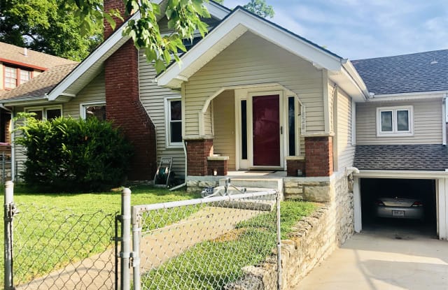 1828 East 47th Terrace - 1828 East 47th Terrace, Kansas City, MO 64130