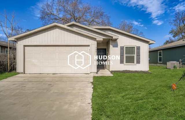 Photo of 708 Faulkner Lane