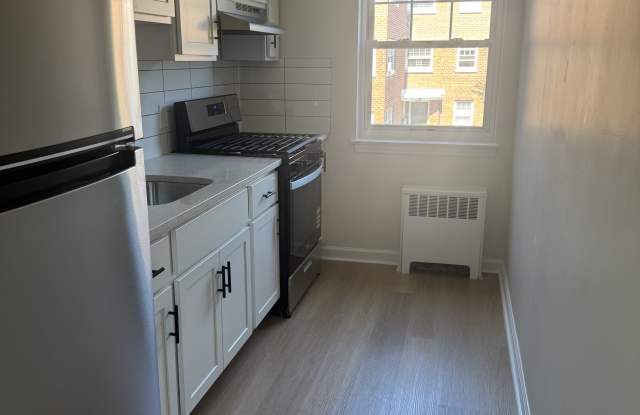 Photo of 216 N Arlington Ave