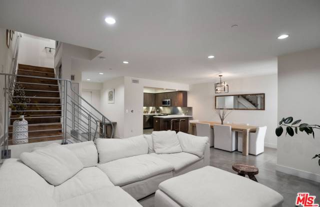 11023 Fruitland Drive