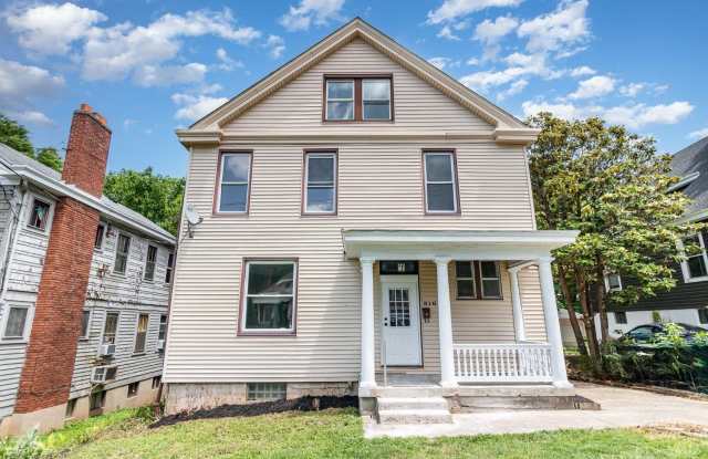 Photo of 816 Pedretti Avenue unit: 1