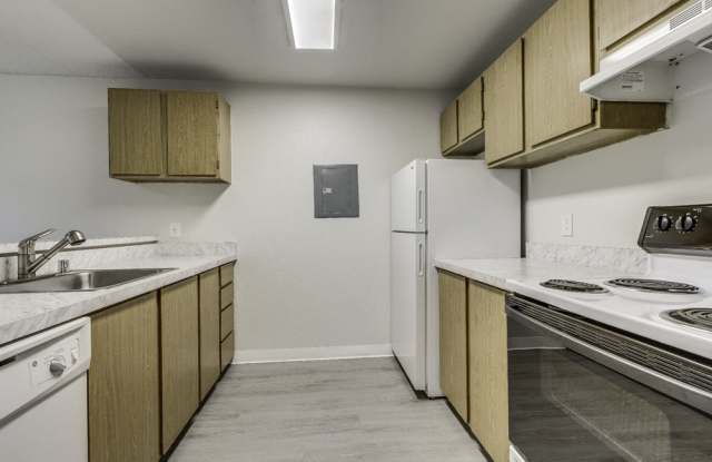 Willows Court Apartments