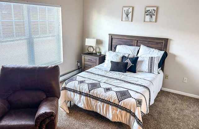 Falcon Heights Apartments