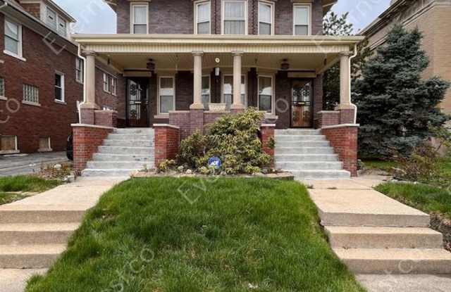 1031 E Grand Blvd
