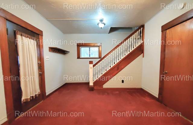 FOR RENT- Lovely 3 bedroom home on the West Side!