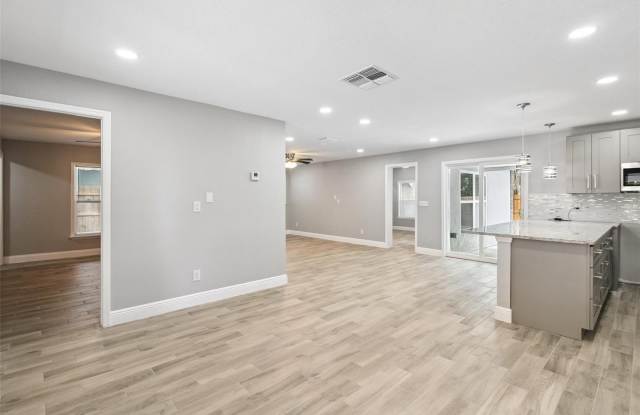 1715 DON SAN GEORGE COURT