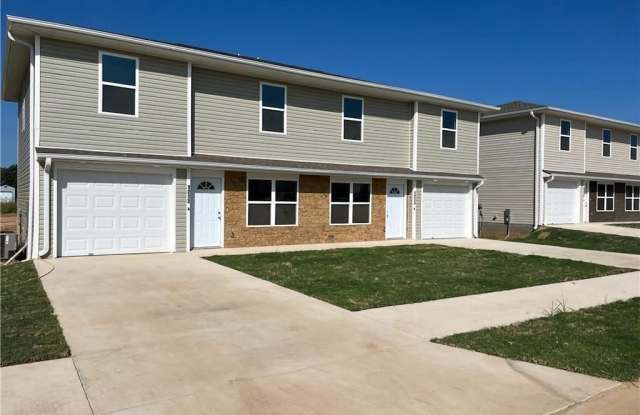 1207 Nedra  DR Unit #A