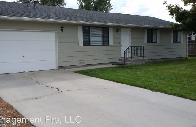 395 W. Cranmer Drive - 395 West Cranmer Drive, Meridian, ID 83642