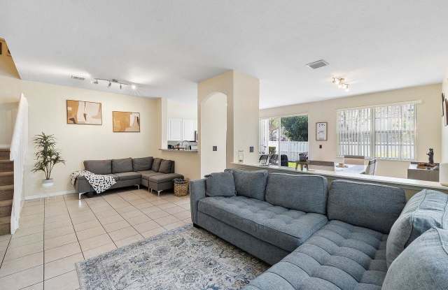 9090 Northwest 40th Place