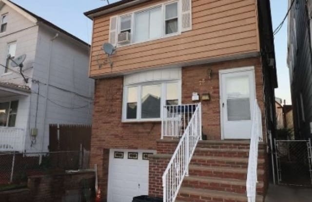 73 W 44Th St - 73 West 44th Street, Bayonne, NJ 07002