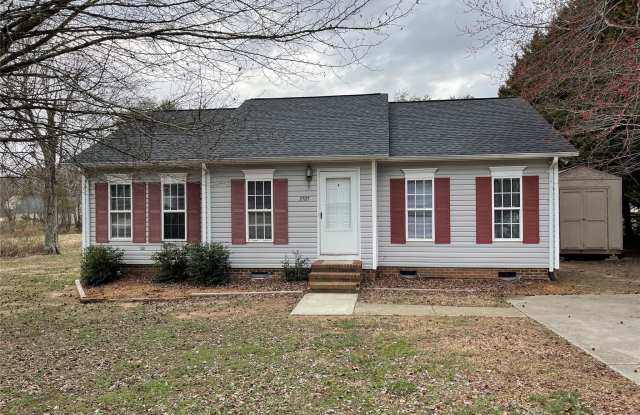 3707 Lee Moore Road - 3707 Lee Moore Road, Lincoln County, NC 28650