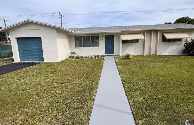 20341 SW 117th Ave - 20341 Southwest 117th Avenue, South Miami Heights, FL 33177