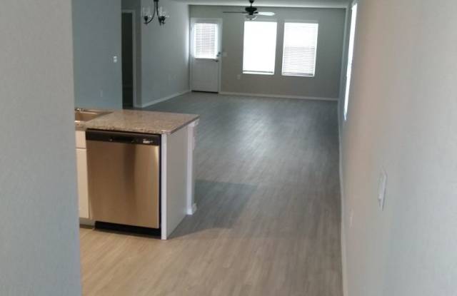 Large 4BR/2BA Home in Southeast San Antonio