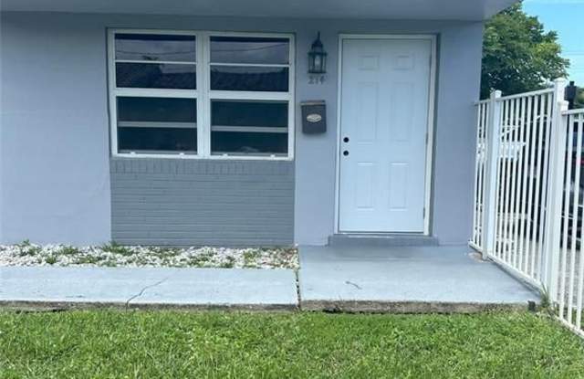 214 SW 10th St - 214 Southwest 10th Street, Hallandale Beach, FL 33009