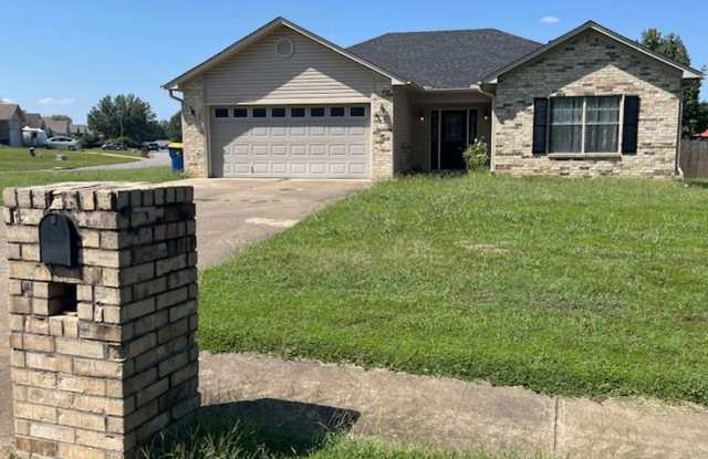 Nice Cabot 3 bedroom 2 bathroom house for lease