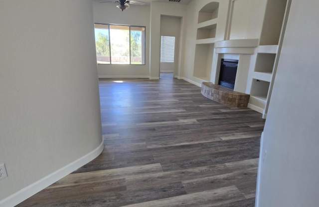 17648 W BUCKHORN Drive