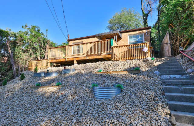 Photo of Two Bedroom Home for UC Students for This Year and Next!