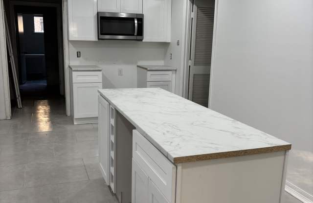 7801 St Charles Ave Unit 1