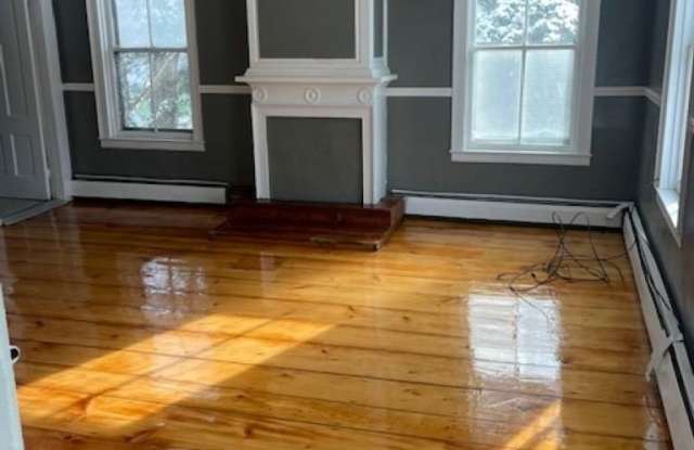 19 Ashuelot Main Street